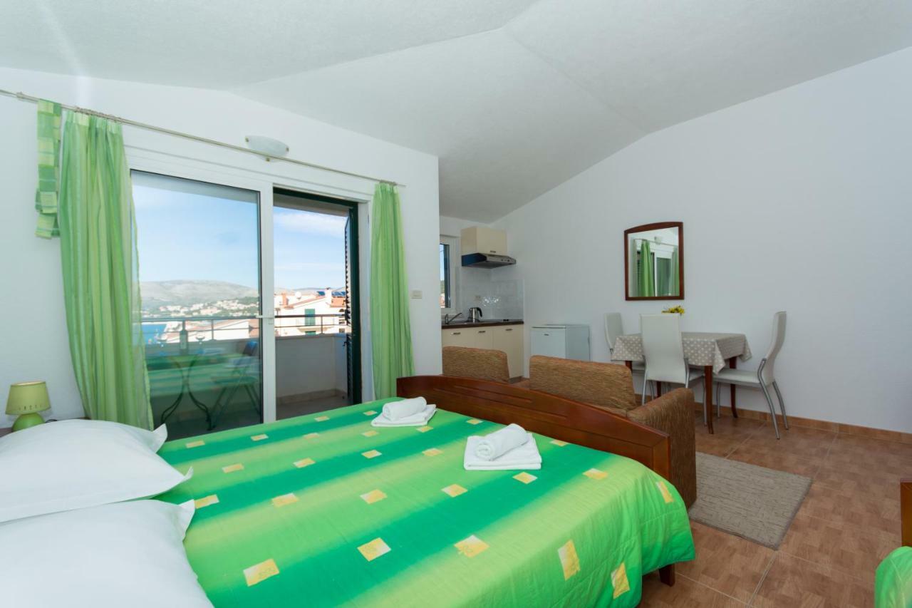 Apartments Fumija Trogir Exteriér fotografie