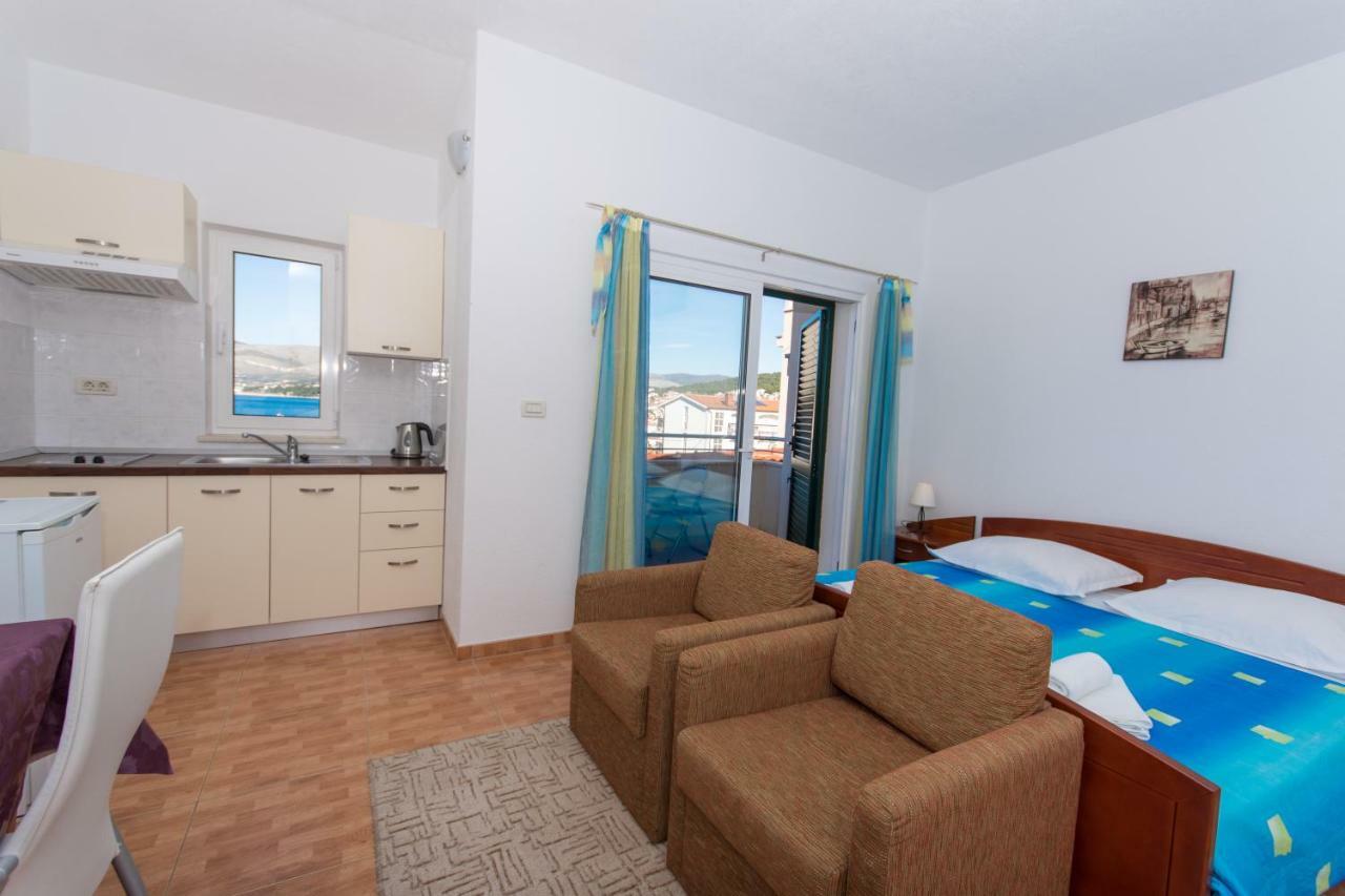 Apartments Fumija Trogir Exteriér fotografie